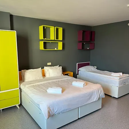 Hotel Aderans *