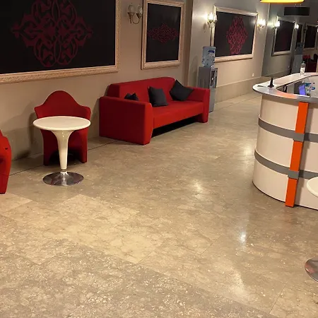 Aderans Hotel